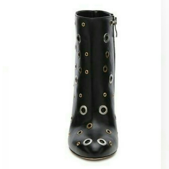Nicole Miller Artelier Agnes Bootie - Picture 1 of 4