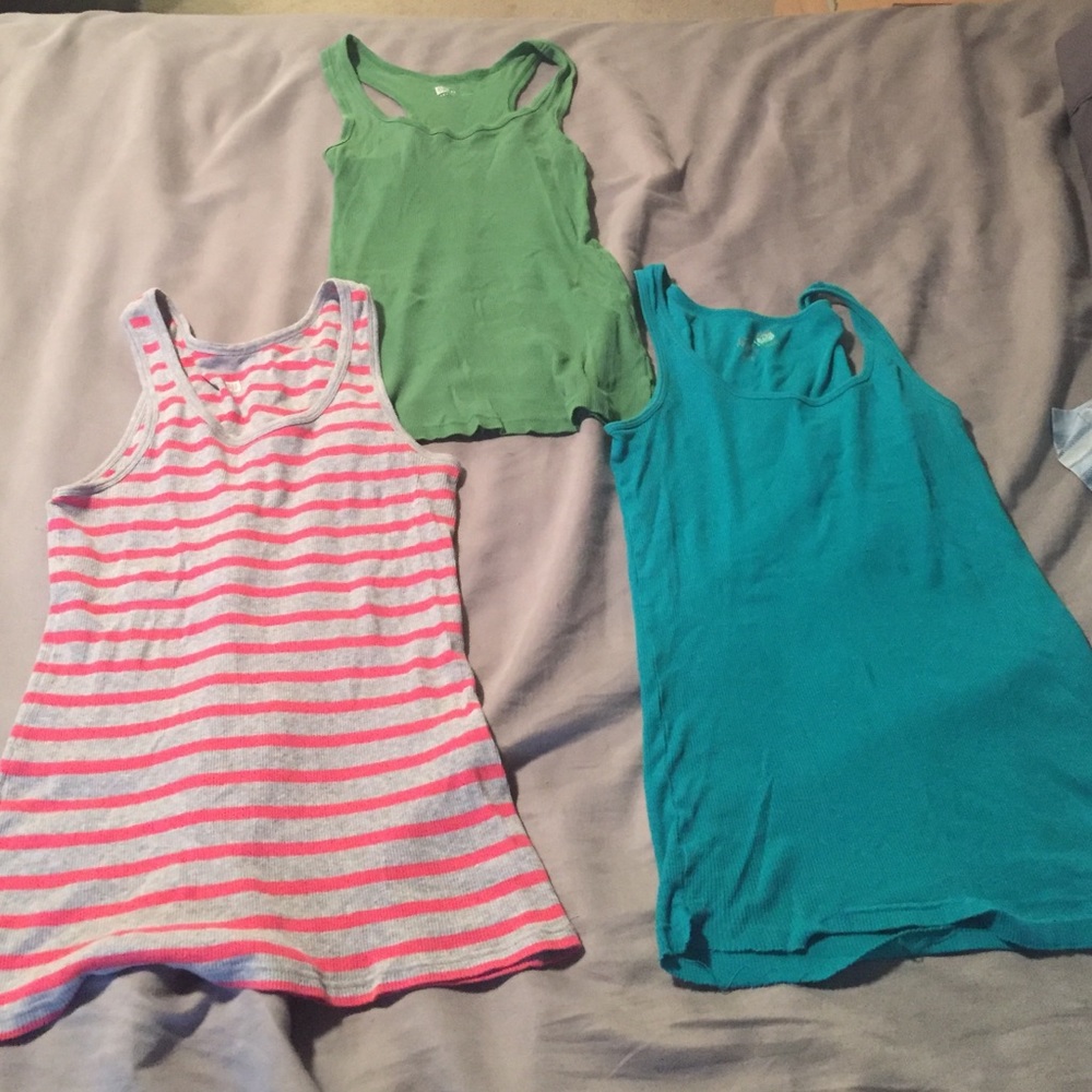 3 tanks