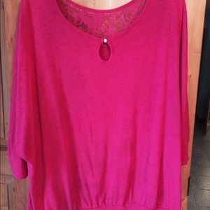 Red 3/4 sleeve lace on back shoulder top size 2X