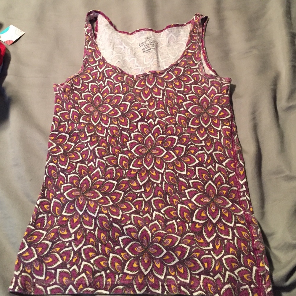 Adorable flowered tank