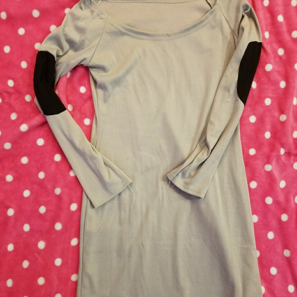SOLD****Super cute tunic/ dress