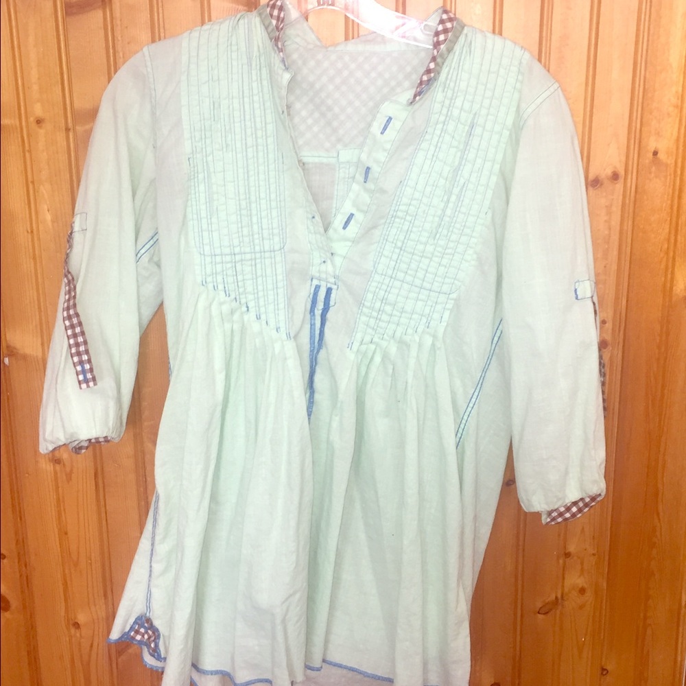 Turquoise light weight flowy top