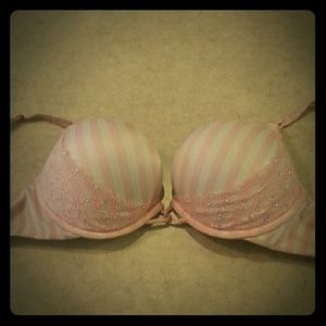 34B VS Miraculous Plunge