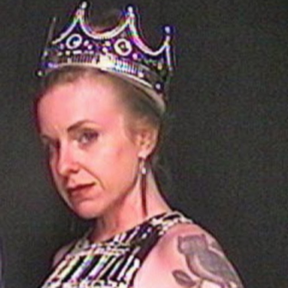 Meet your Posher, Jenn