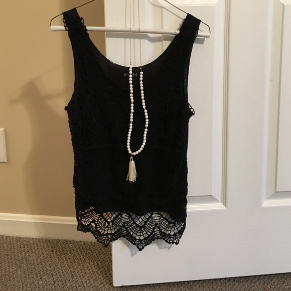 Lace tank top - Picture 1 of 1