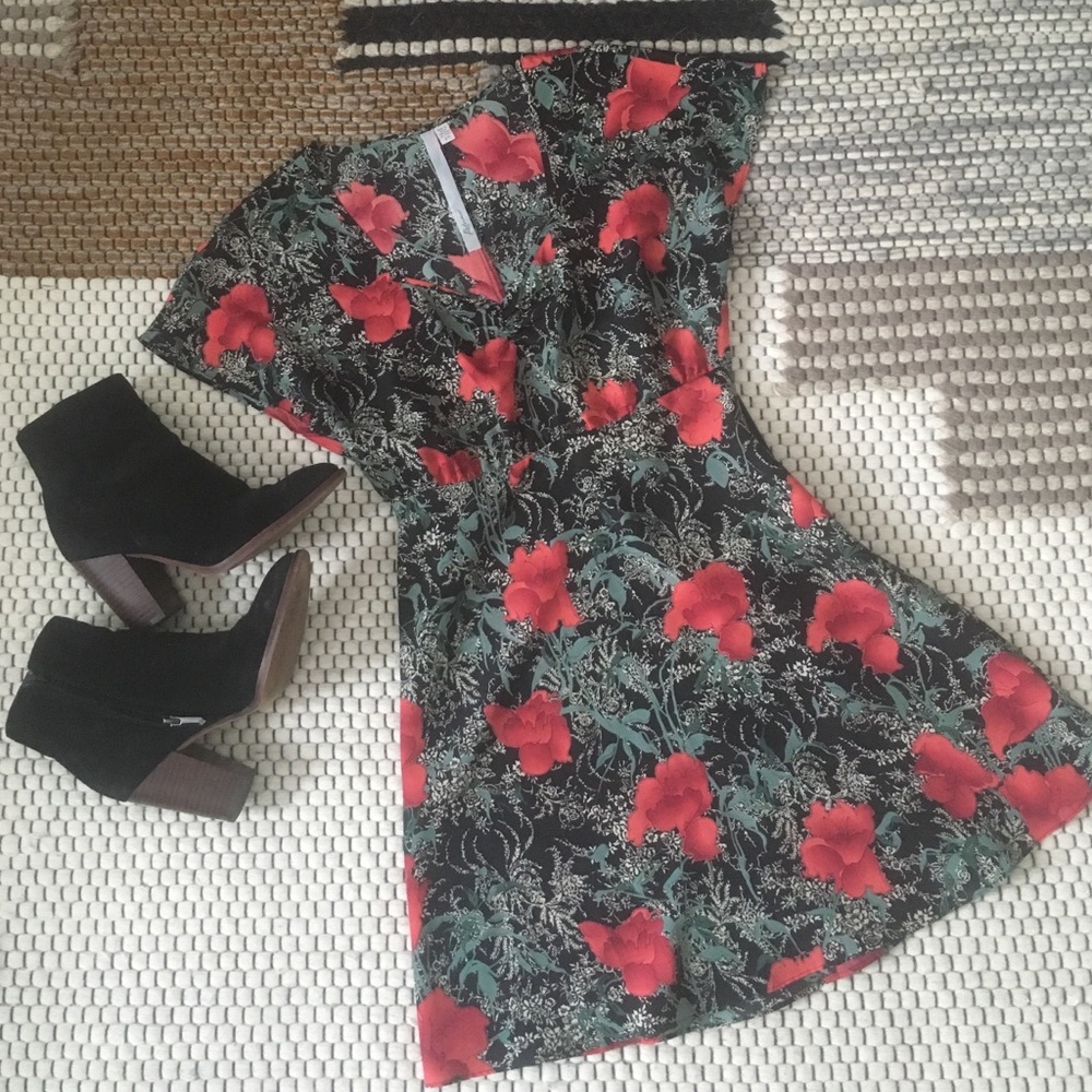 Urban Outfitters - Reformed Dress
