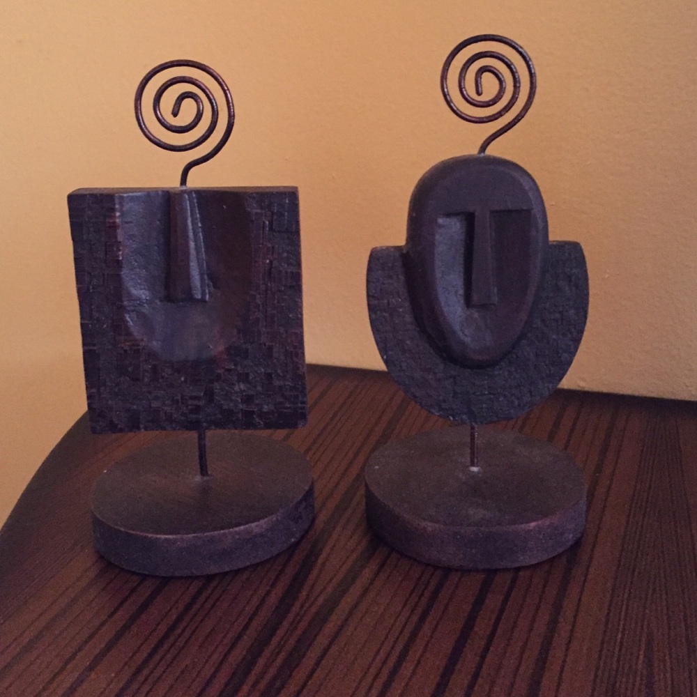 African picture holders set of 2