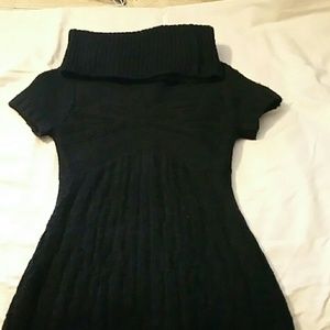 Bcbgmaxazria short sleeve sweater