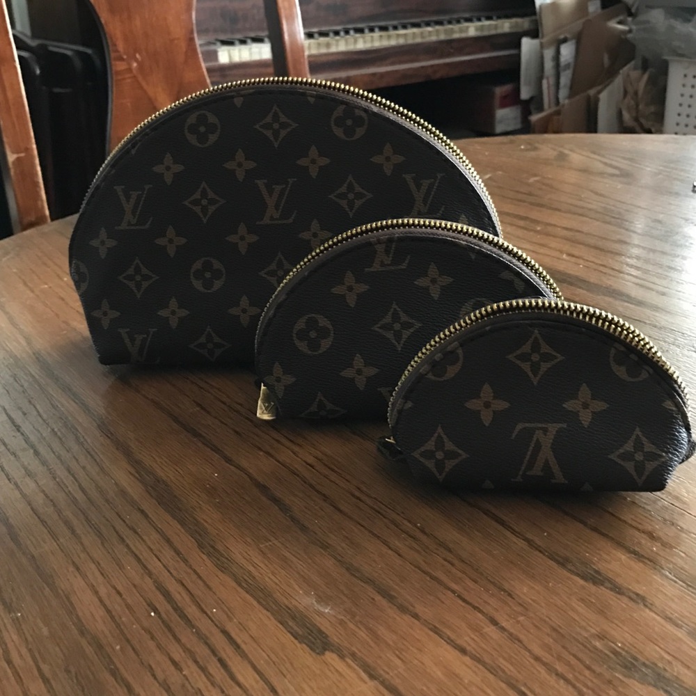 Cute inspired makeup bags. Xl,m and sm.