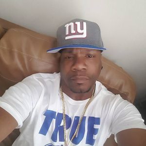 Meet your Posher, Devonne