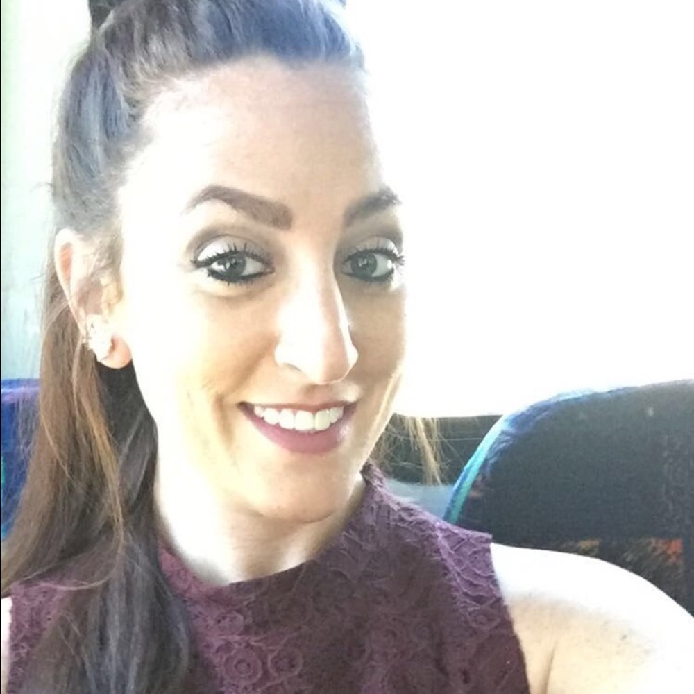 Meet your Posher, Julienne