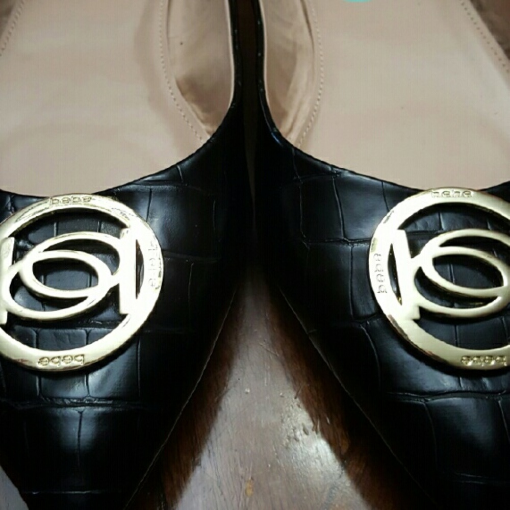 Bebe flat