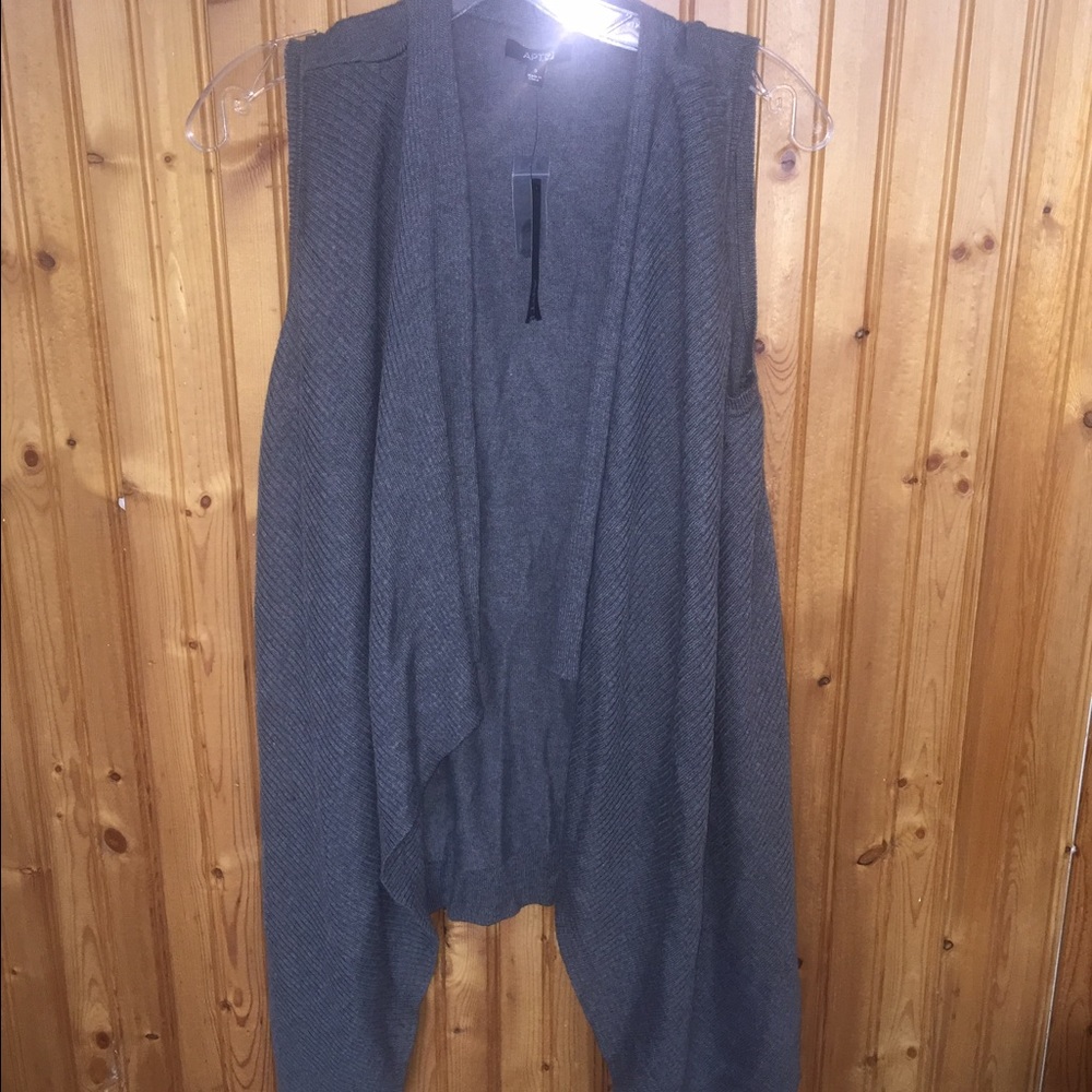 Grey warm vest