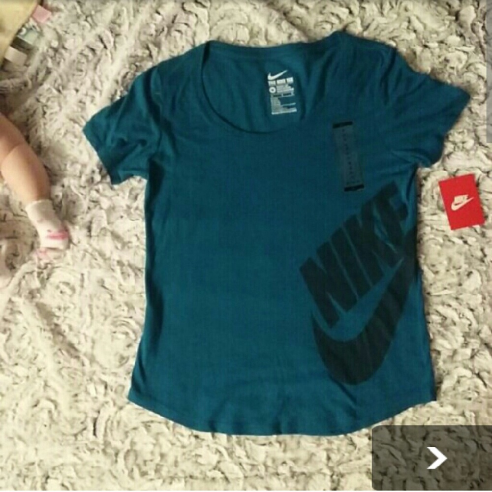 Nike workout t sz medium dark teal blue