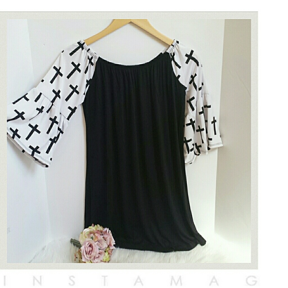 *Re-stocked Off-the-Shoulder "Black Cross" dress - Picture 5 of 5