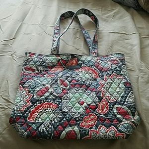 Vera Bradley tote