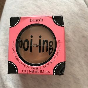 Benefit Boi*ing