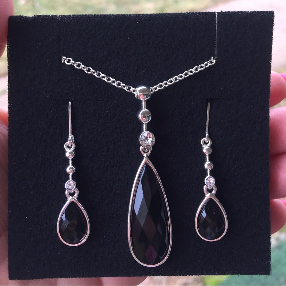 Our Valentine’s Day Sale is now live! 🎊🎉🎁🛍💞💝