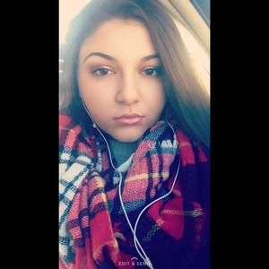 Meet your Posher, Hannah