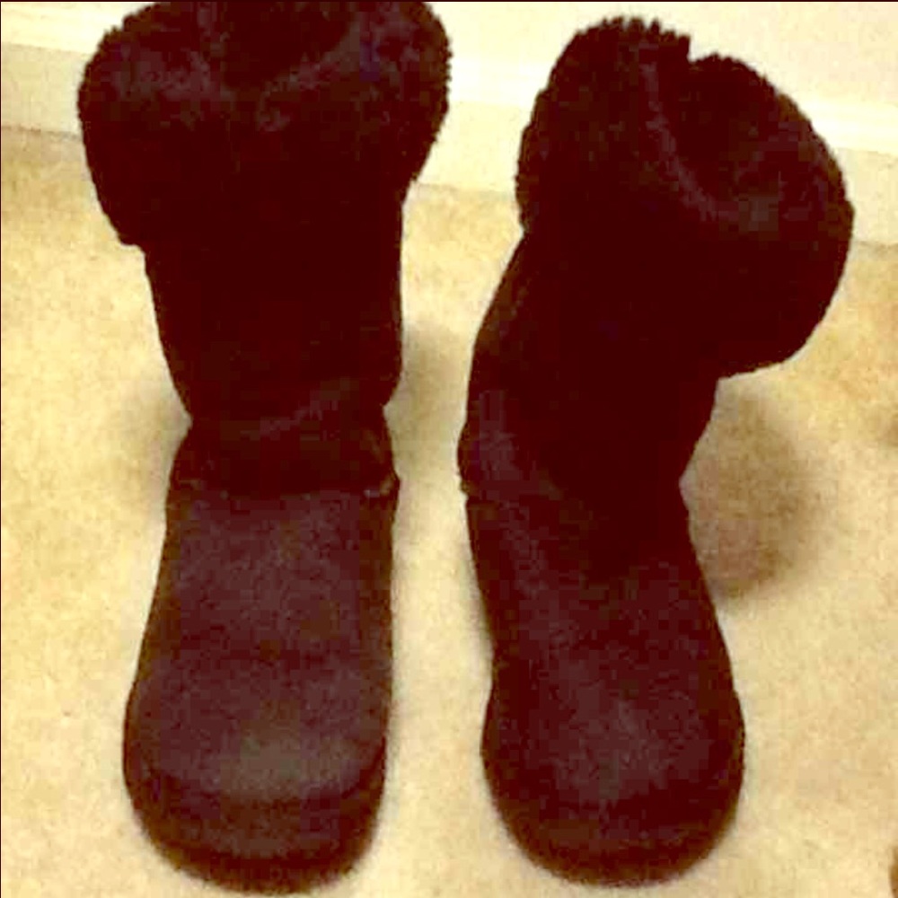 Black tall bailey UGGs