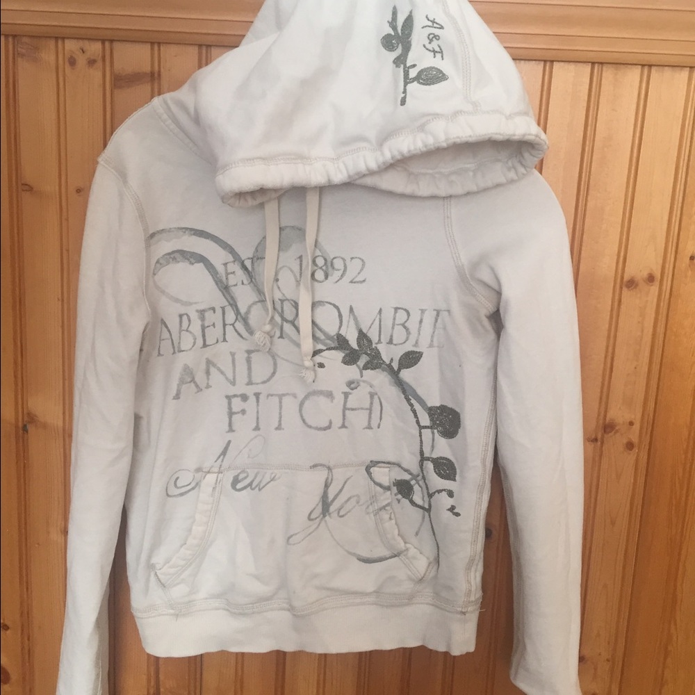 Abercrombie and fitch off white sweatshirt
