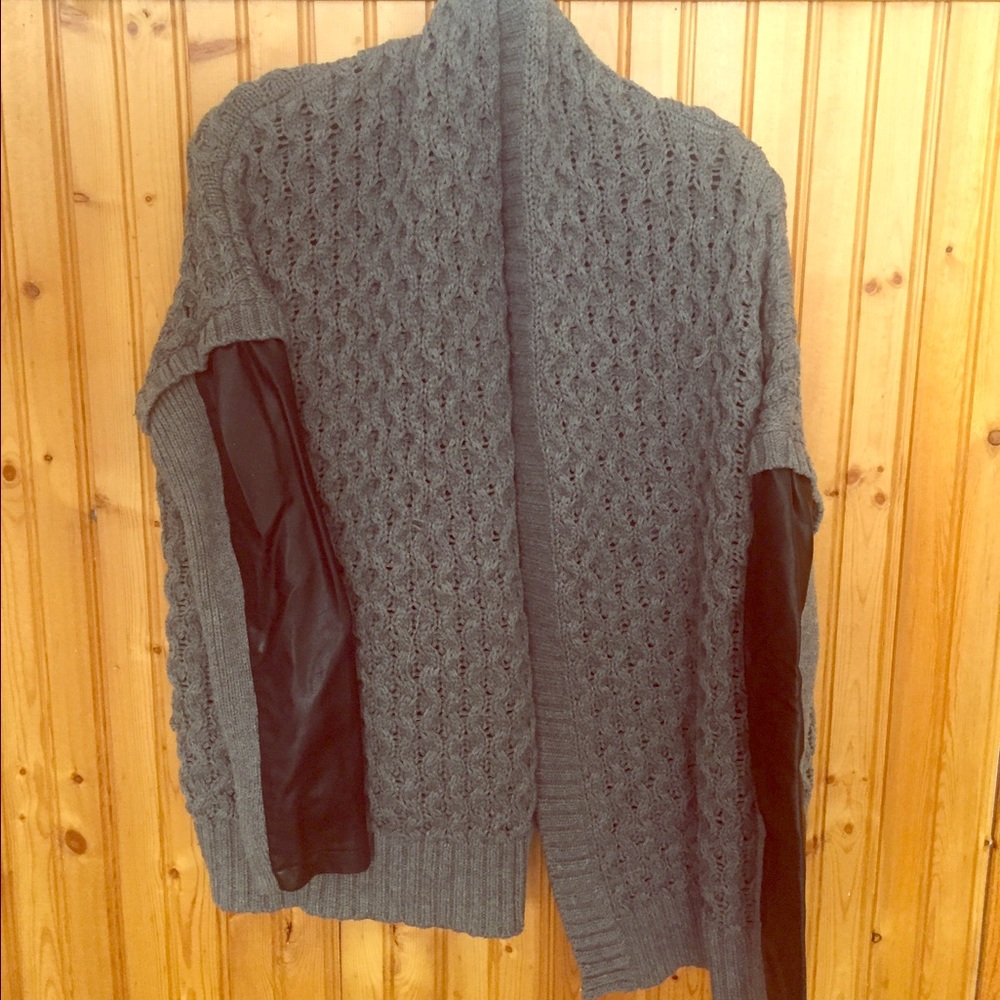 Grey sweater with faux leather sleeves