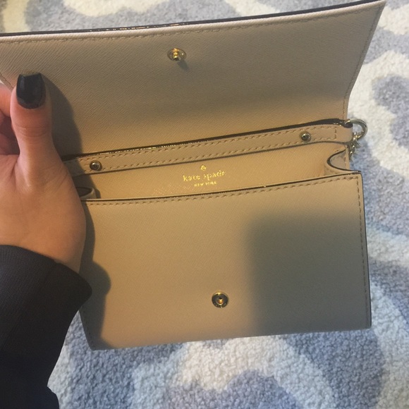 🛑SOLD. Kate spade mini cross body - Picture 2 of 4