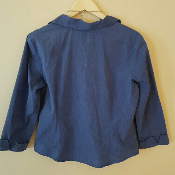 Three quarter length button-up blouse by Loft - Picture 3 of 4