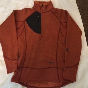 Patagonia fleece 1/4 zip fleece