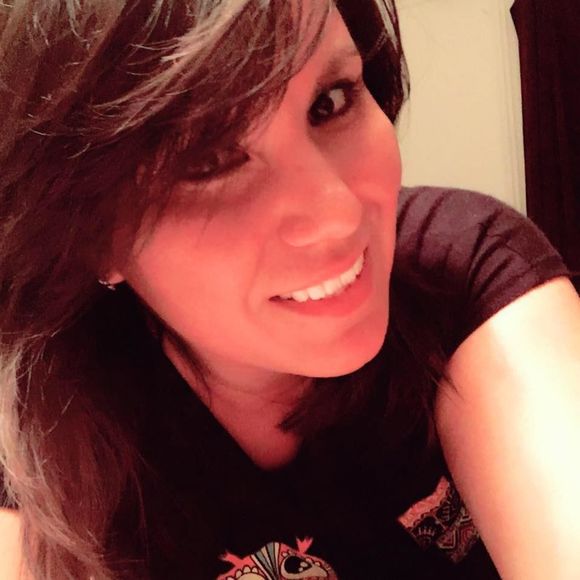 Meet your Posher, Flor - Picture 1 of 1