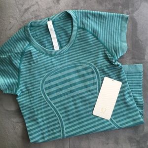 Lulu lemon NWT top