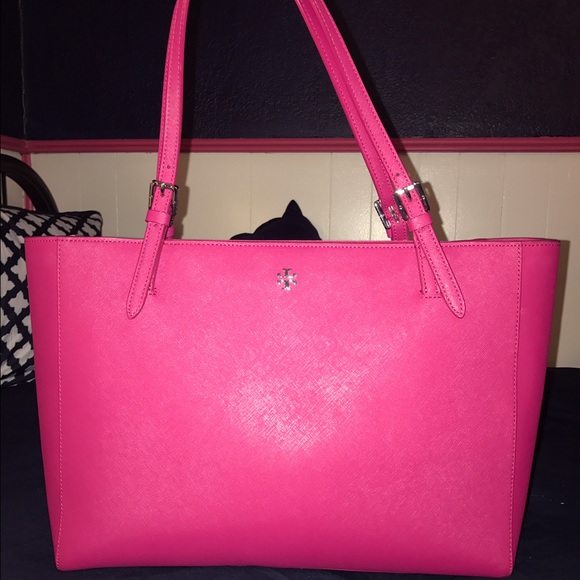 Large Tory Burch York Tote - Picture 1 of 4