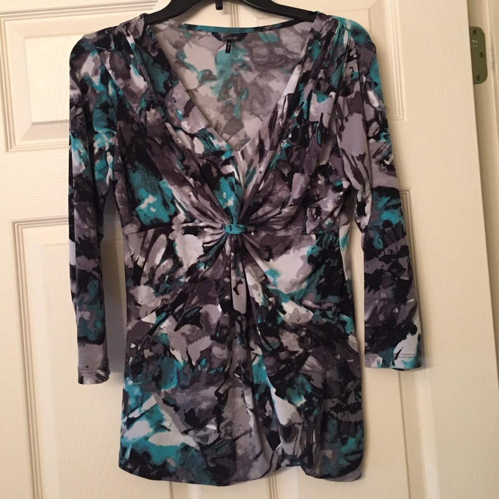 Beautiful daisy fuentes patterned top