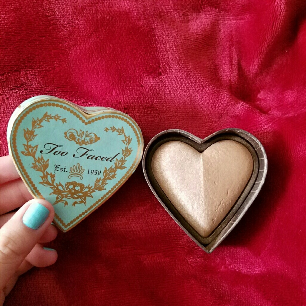Too faced sweetheart bronzer