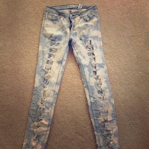 Bleached Distressed Jeans