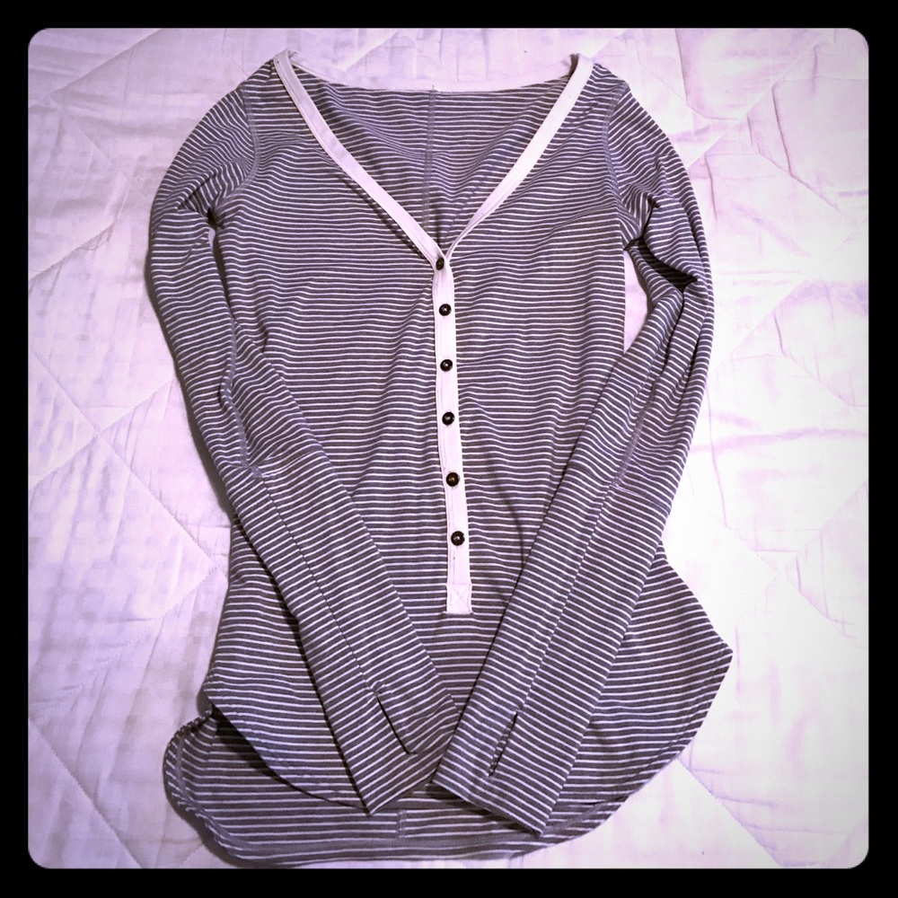 Long sleeve Lululemon top
