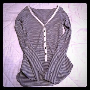 Long sleeve Lululemon top