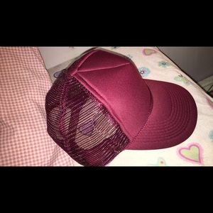 Trucker hat