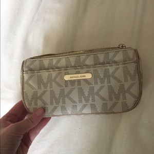 Michael Kors makeup bag