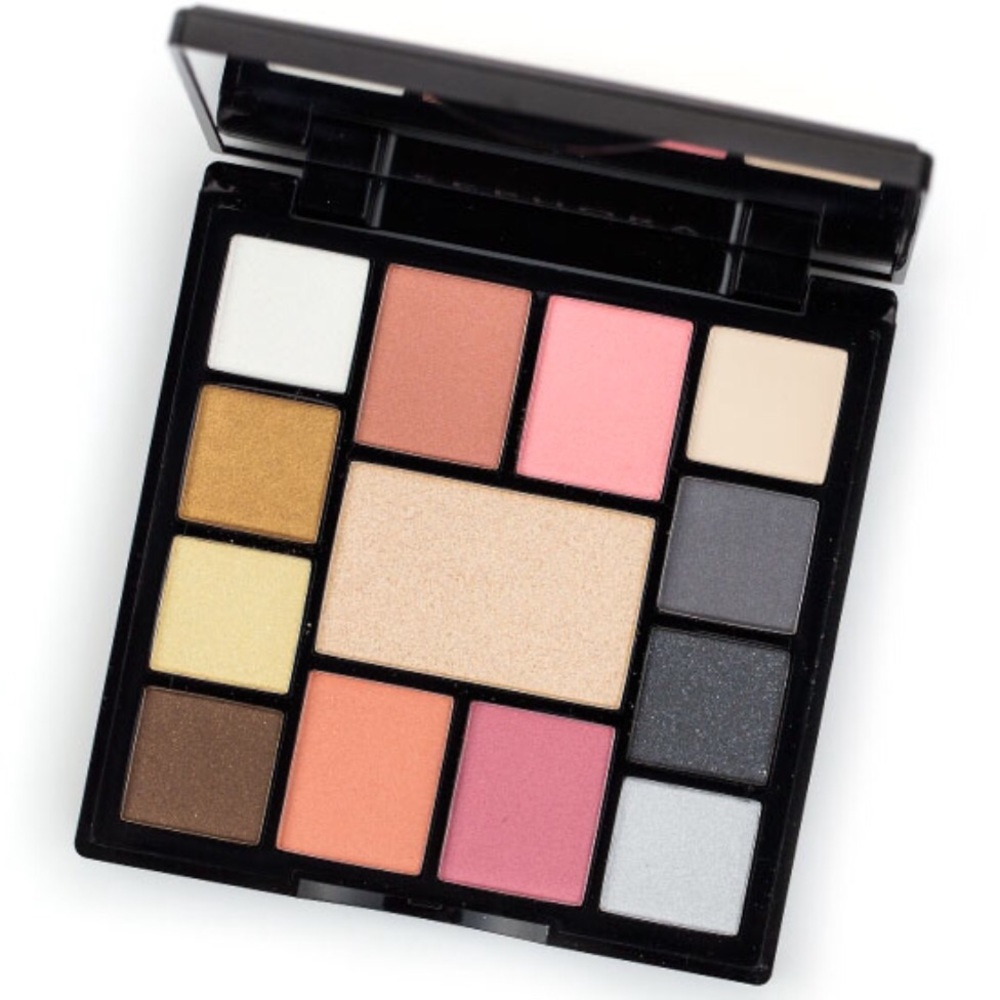 Sephora All Access Glam Palette - Picture 1 of 3