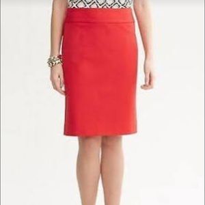 Red Sloan fit size 8 Banana Republic skirt