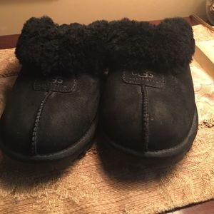 Black UGG slippers, size 7