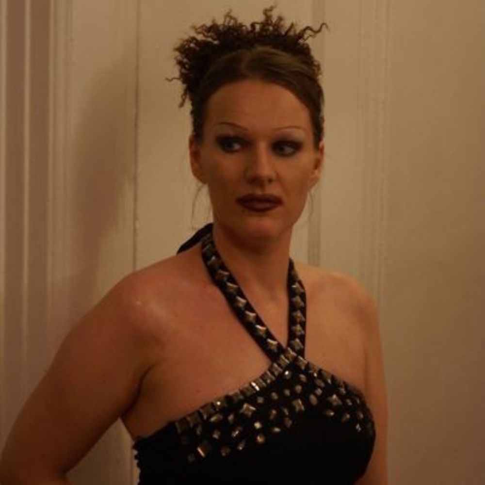 Meet your Posher, Gabriella
