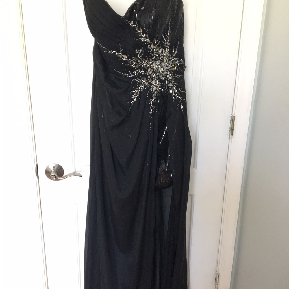 Prom Dress - Picture 2 of 4
