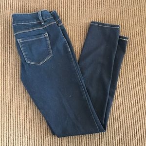 Blue spice blue jeans