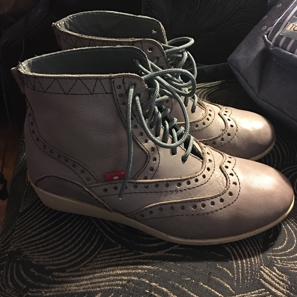 Oliberte booties