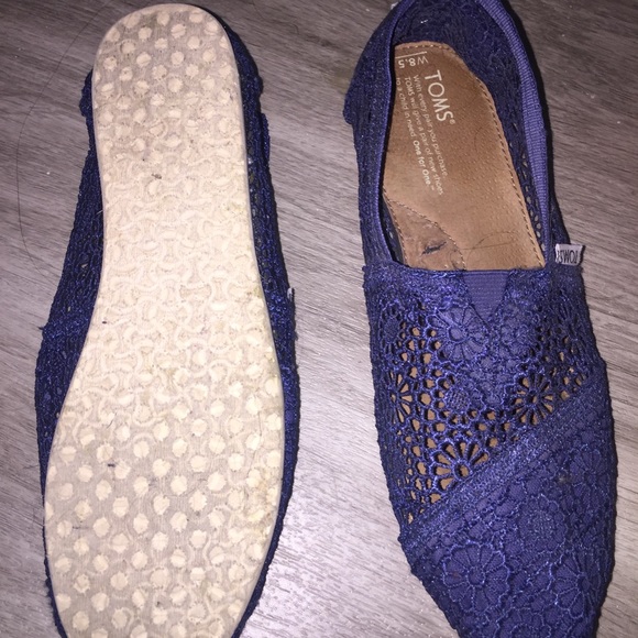 Navy crochet Toms - Picture 3 of 3