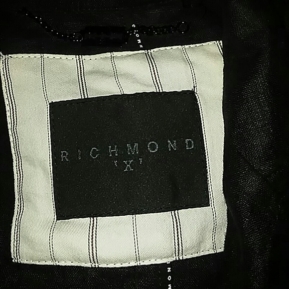 Jacket - Picture 3 of 3