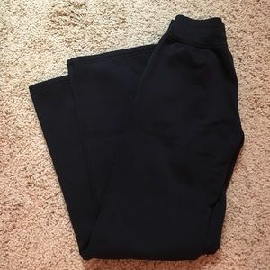 Black Under Armour storm sweatpants-size small