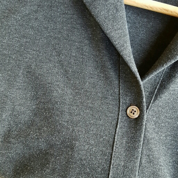 Three quarter length button up shirt - Picture 4 of 4